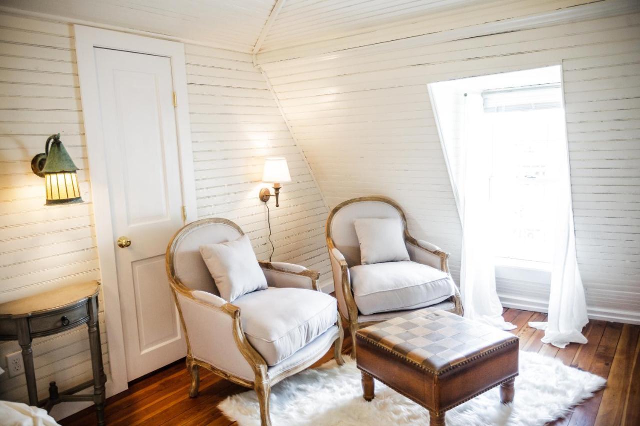 Fairytale Loft Suite 1 Bed, 1 Bath Luxury Apartment In Downtown Belmont Charlottesville Buitenkant foto