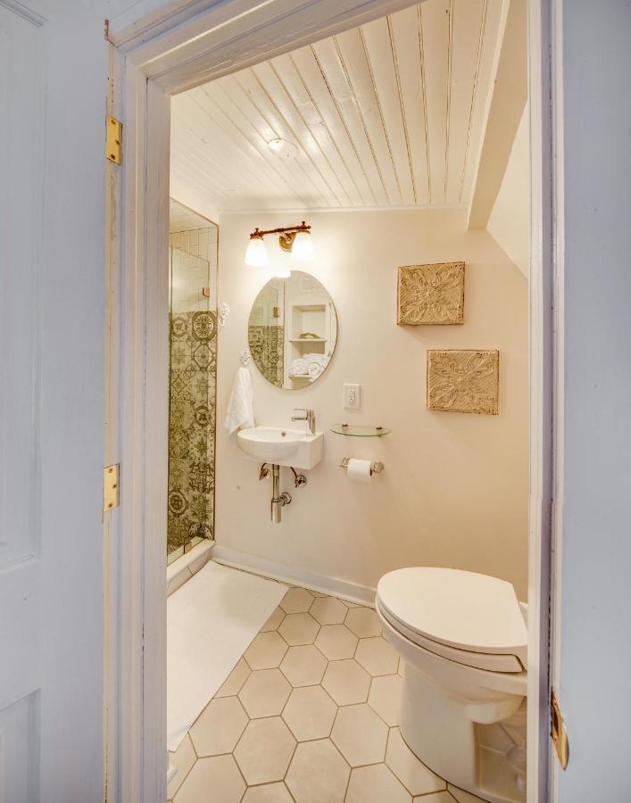Fairytale Loft Suite 1 Bed, 1 Bath Luxury Apartment In Downtown Belmont Charlottesville Buitenkant foto